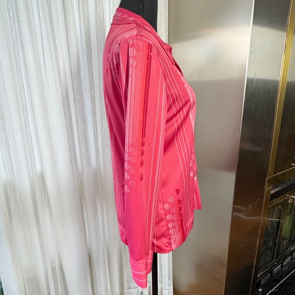 Vintage 70s top, raspberry red, white abstract stripes, long sleeves, 8/10 (M) - Picture 9 of 10